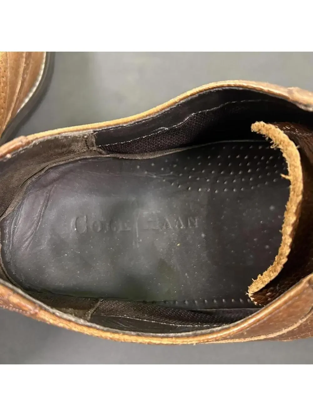 Cole Haan Men's Ledley Oxfords in brown leather. size 10